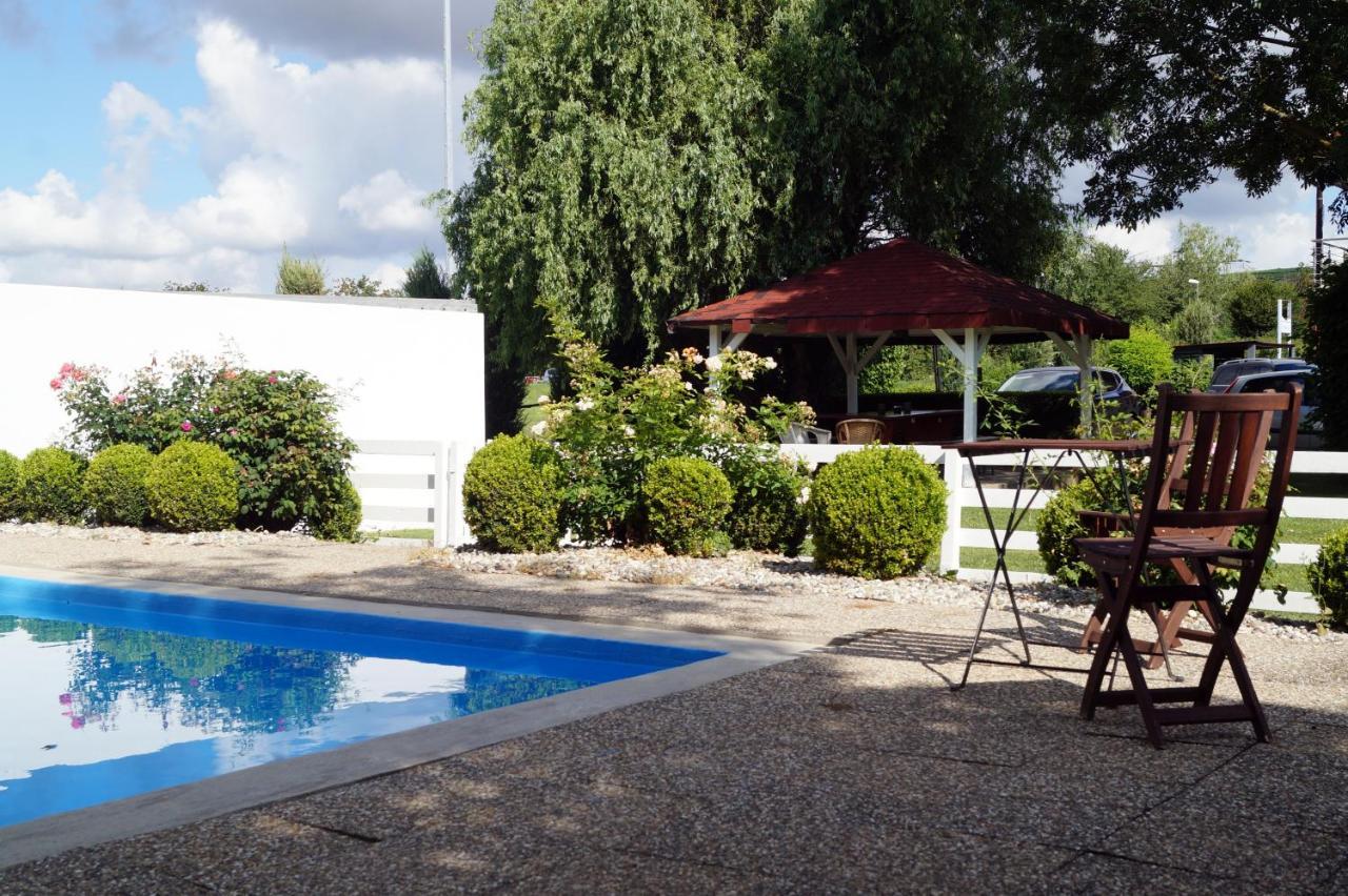 Kraft Hotel A61 Worms - Alzey Gundersheim Exterior photo