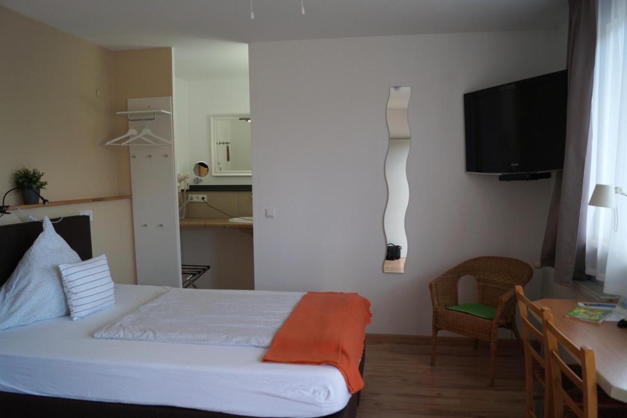 Kraft Hotel A61 Worms - Alzey Gundersheim Exterior photo
